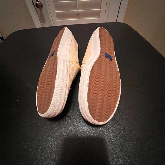 Keds Yellow Suede Perforated Slip-On Sneakers Size 9M - Picture 4 of 12